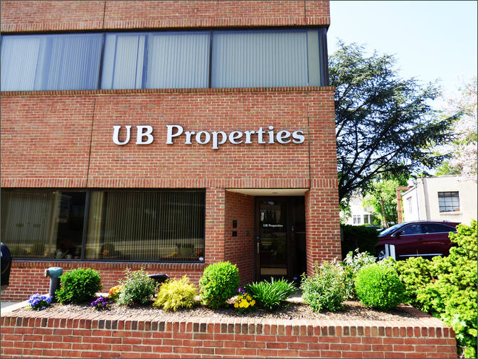 Cos Cob, Greenwich CT 321 323 Railroad Avenue Retail Space For Lease